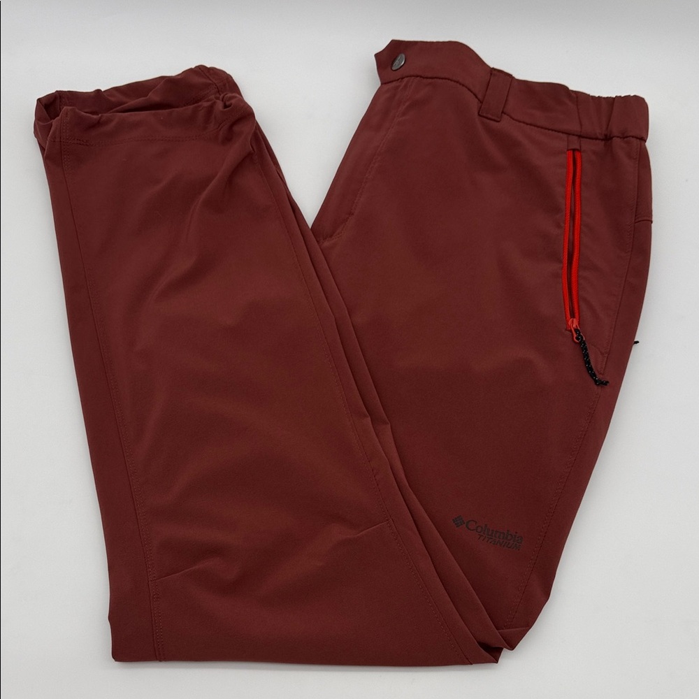Columbia Titanium 36x30 Omni-Shield Joggers Rust Orange